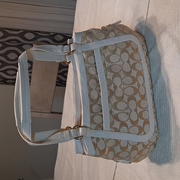 COACH CRICKET SHOULDER BAG - Picture 2 of 12